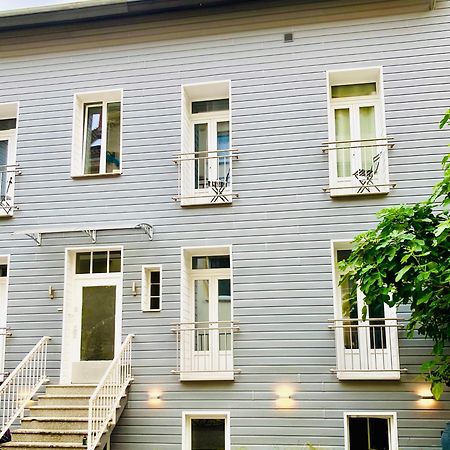 SaarPartment S3 am Staden in Saarbrücken - Living in Style mit Küche, Bad, Balkon, Boxspringbett, WiFi, Parking - 11x in SB Exterior foto